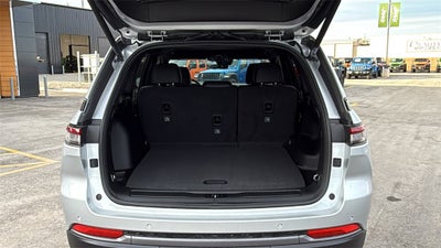 2026 Jeep Grand Cherokee GRAND CHEROKEE LAREDO ALTITUDE 4X2