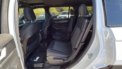 2025 Jeep Grand Cherokee GRAND CHEROKEE L LAREDO X 4X2