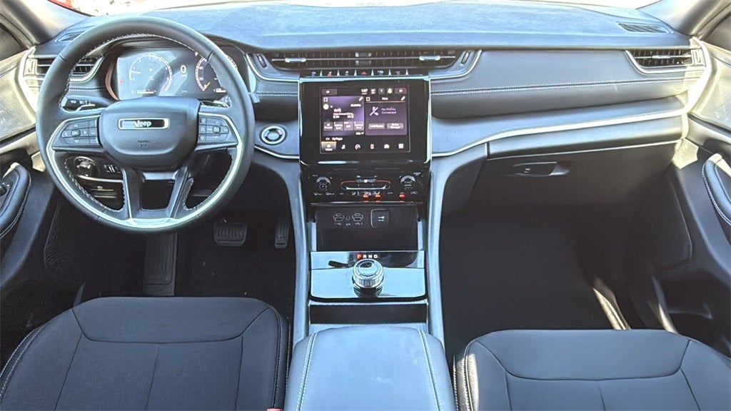 2025 Jeep Grand Cherokee GRAND CHEROKEE L LAREDO X 4X2