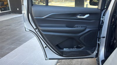 2025 Jeep Grand Cherokee GRAND CHEROKEE L LAREDO X 4X2