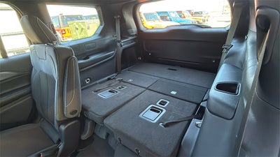 2025 Jeep Grand Cherokee GRAND CHEROKEE L LAREDO X 4X2