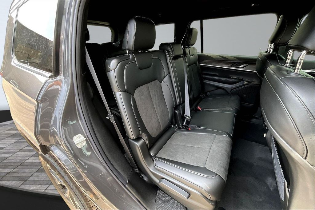 2026 Jeep Grand Cherokee L Altitude