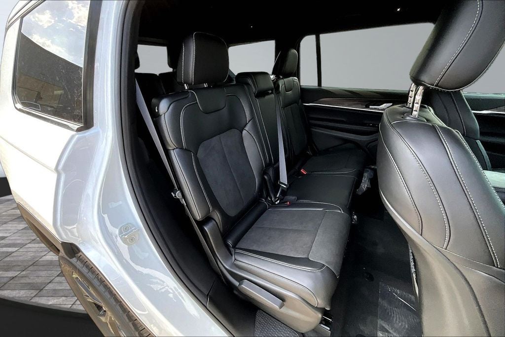 2026 Jeep Grand Cherokee L Altitude