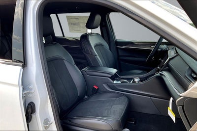 2026 Jeep Grand Cherokee L Altitude