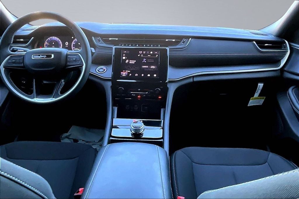 2026 Jeep Grand Cherokee L Laredo