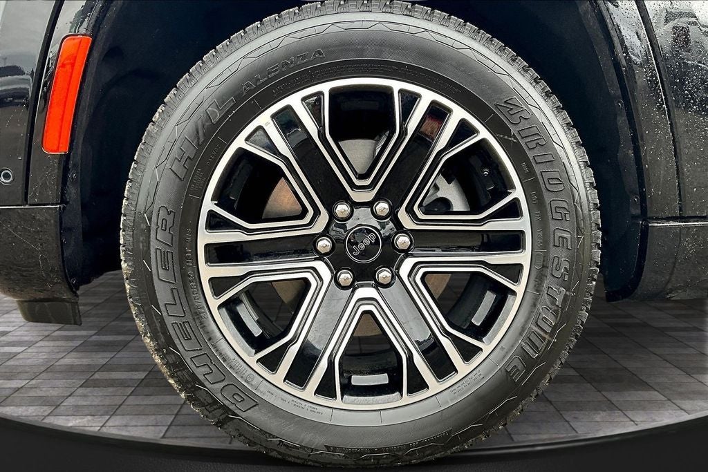 2026 Jeep Grand Wagoneer L 4x2