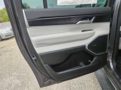 2024 Jeep Wagoneer WAGONEER L 4X2