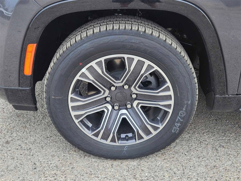 2024 Jeep Wagoneer WAGONEER L 4X2