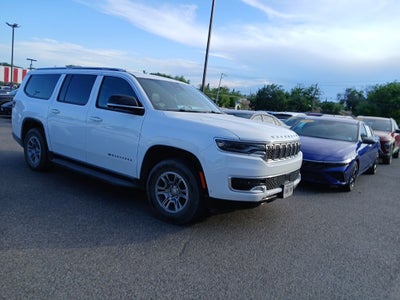 2023 Jeep Wagoneer L Base