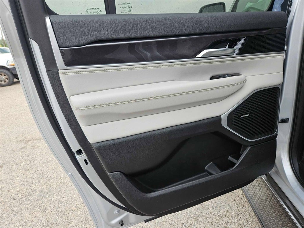 2024 Jeep Wagoneer WAGONEER L 4X4