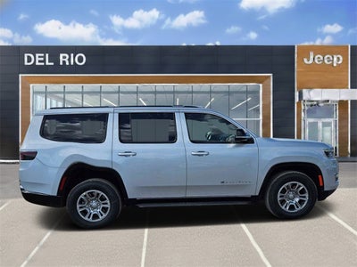 2024 Jeep Wagoneer Base 4WD