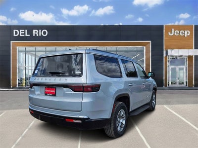 2024 Jeep Wagoneer Base 4WD