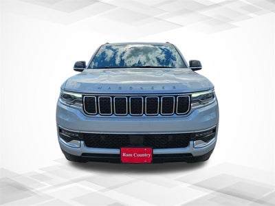2024 Jeep Wagoneer Base 4WD