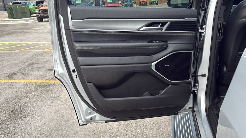 2026 Jeep Grand Wagoneer GRAND WAGONEER LIMITED ALTITUDE 4X4