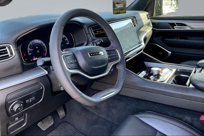 2025 Jeep Wagoneer Series II