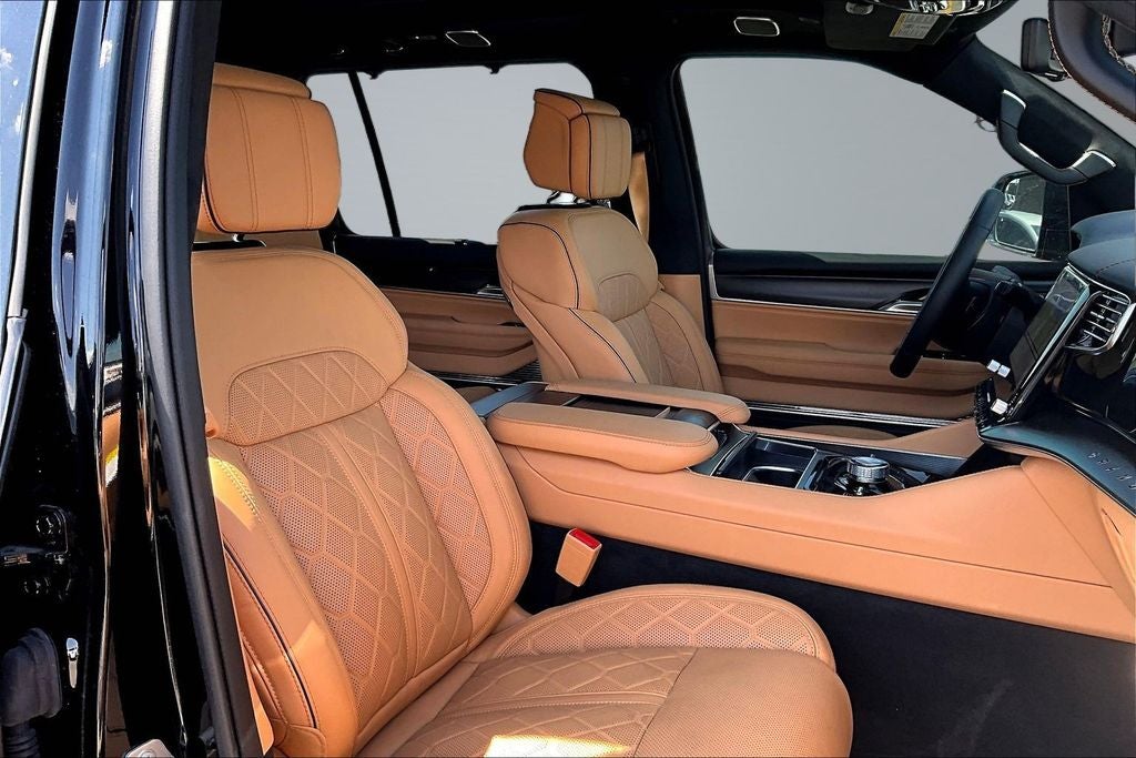 2026 Jeep Grand Wagoneer Summit Reserve