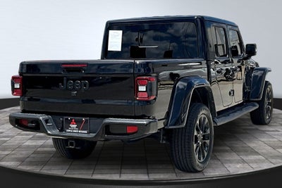 2022 Jeep Gladiator Overland