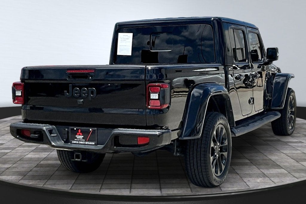 2022 Jeep Gladiator Overland