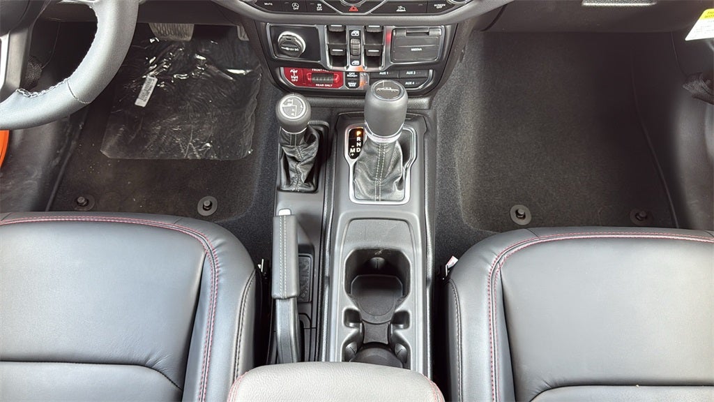 2025 Jeep Gladiator GLADIATOR RUBICON 4X4