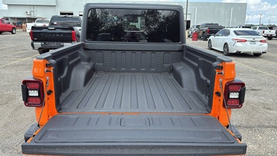 2025 Jeep Gladiator GLADIATOR RUBICON 4X4