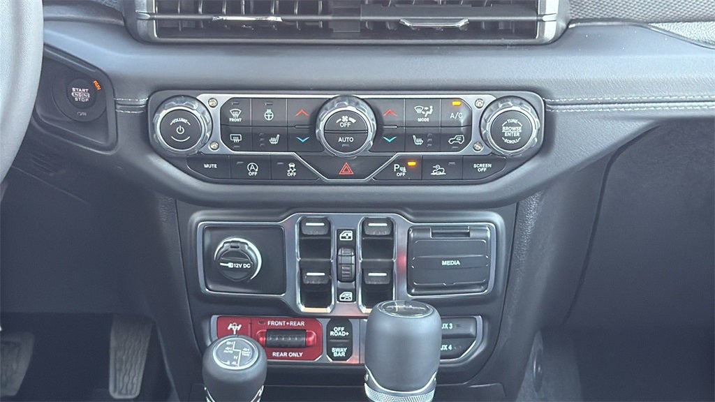 2025 Jeep Gladiator GLADIATOR RUBICON X 4X4