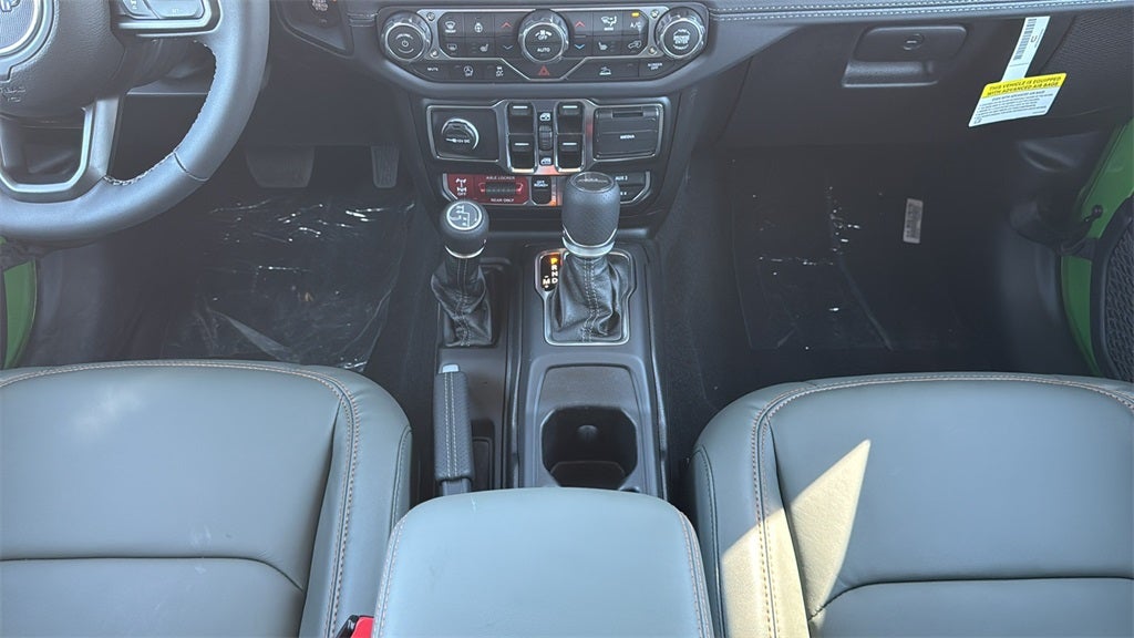 2025 Jeep Gladiator GLADIATOR MOJAVE 4X4