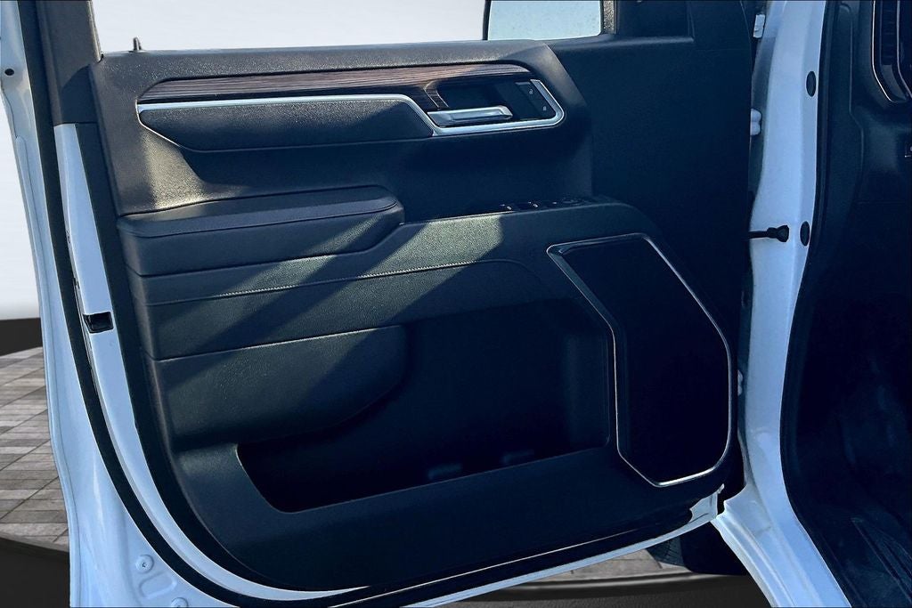 2025 Chevrolet Silverado 1500 LT LT1