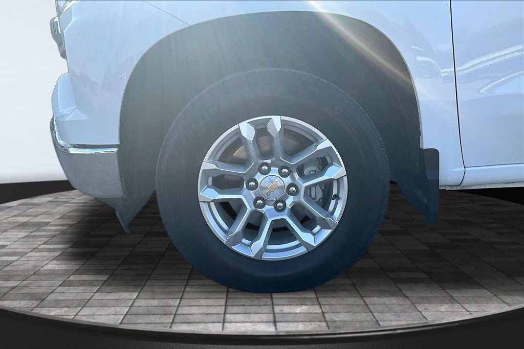 2025 Chevrolet Silverado 1500 LT LT1