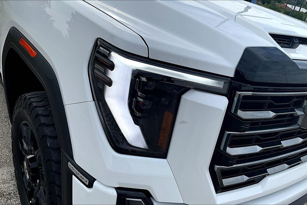 2024 GMC Sierra 2500HD AT4