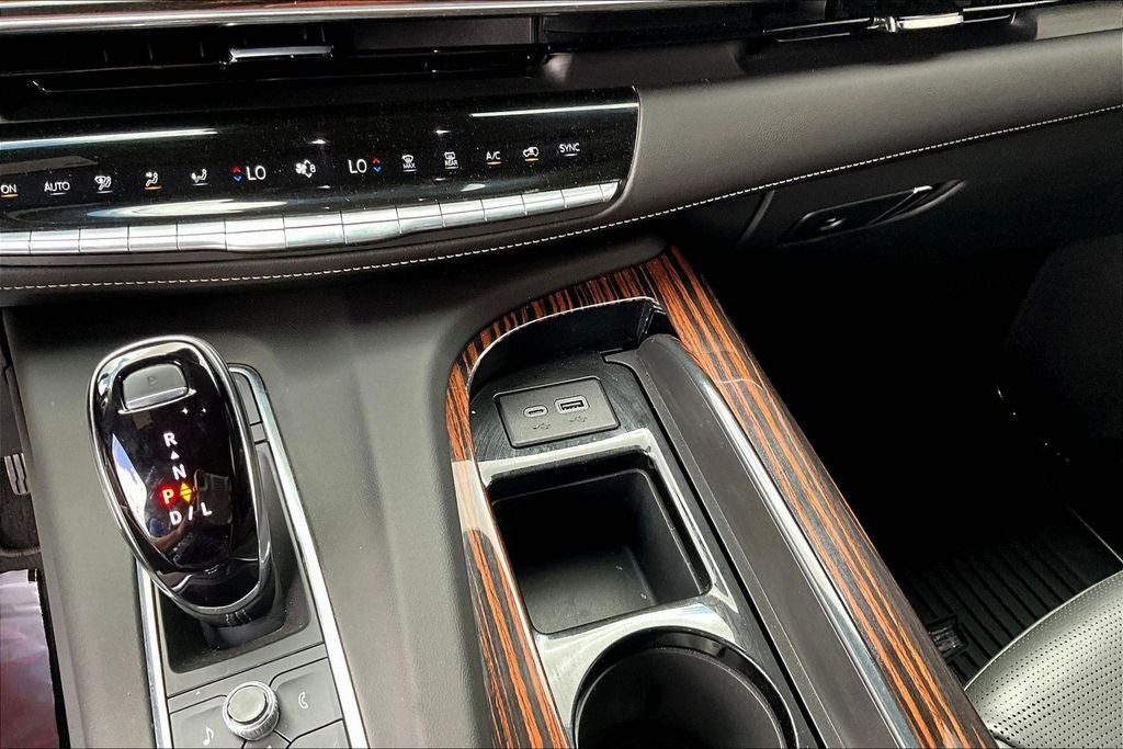 2024 Cadillac Escalade 4WD Premium Luxury