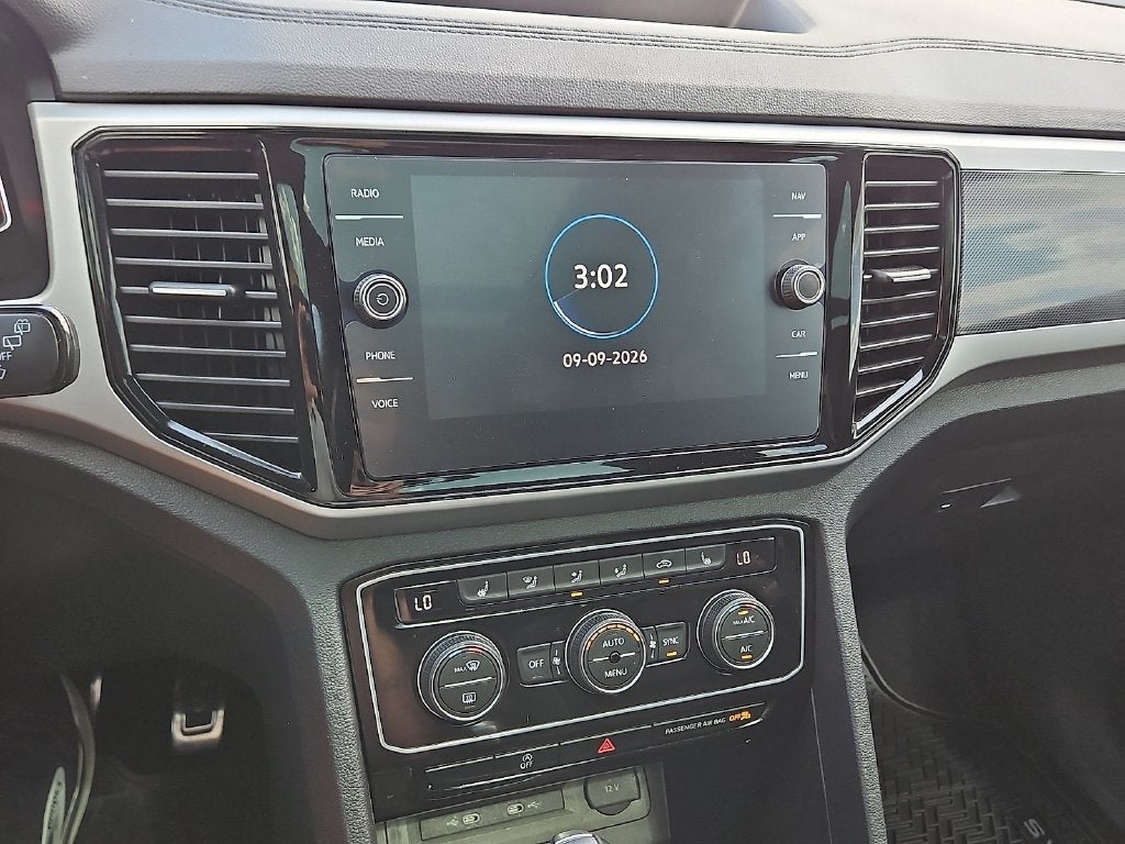 2023 Volkswagen Atlas Cross Sport 3.6L V6 SEL R-Line