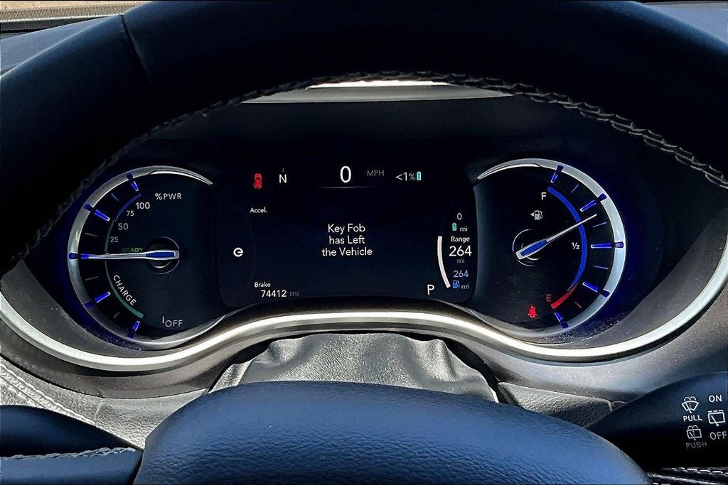 2024 Chrysler Pacifica Hybrid Select