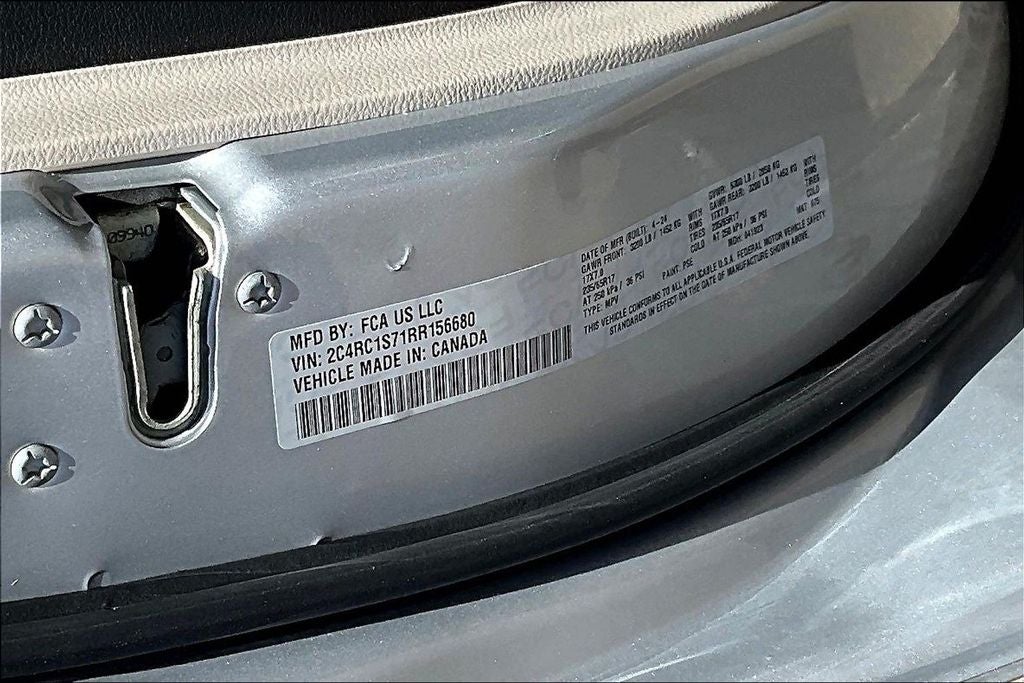 2024 Chrysler Pacifica Hybrid Select