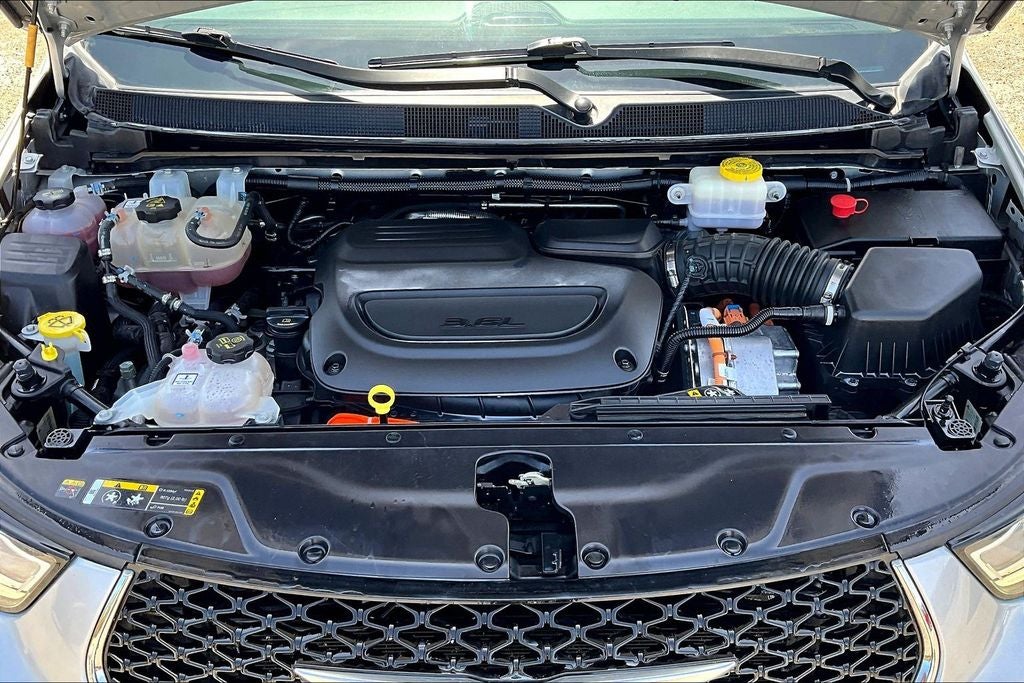 2024 Chrysler Pacifica Hybrid Select