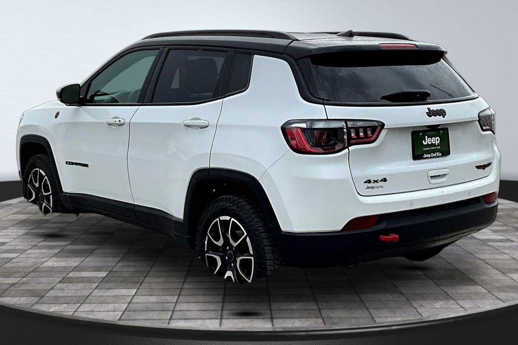 2025 Jeep Compass Trailhawk