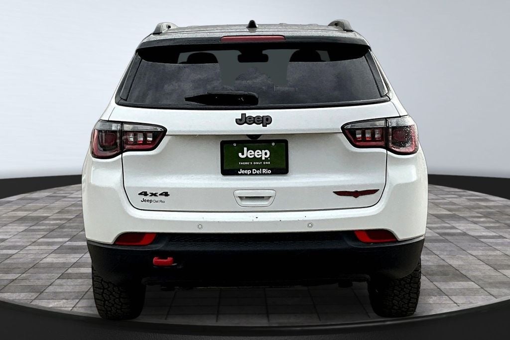 2025 Jeep Compass Trailhawk