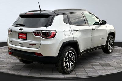 2025 Jeep Compass Trailhawk