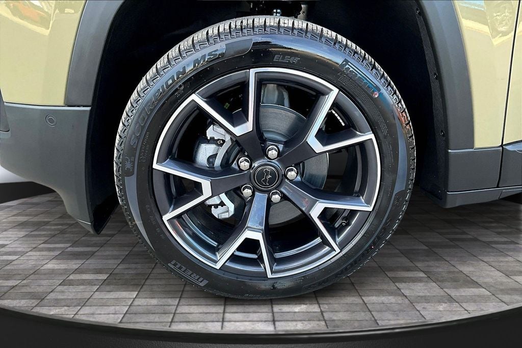 2026 Jeep Cherokee Overland