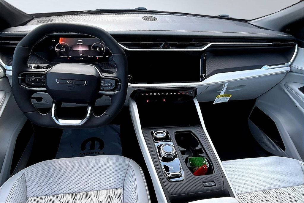 2026 Jeep Cherokee Overland