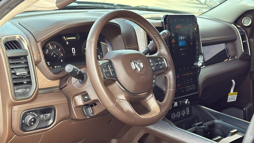 2025 RAM 3500 Limited Longhorn Crew Cab 4x4 8' Box