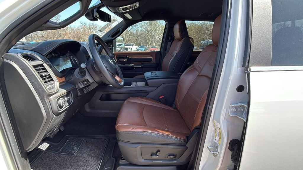 2024 RAM 3500 Limited Longhorn Mega Cab 4x4 6'4' Box