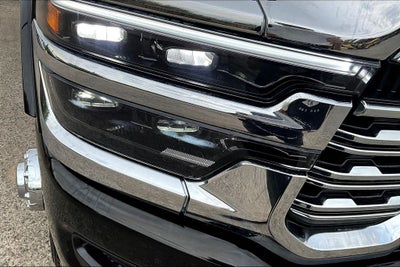 2025 RAM 3500 Limited Longhorn Crew Cab 4x4 8' Box