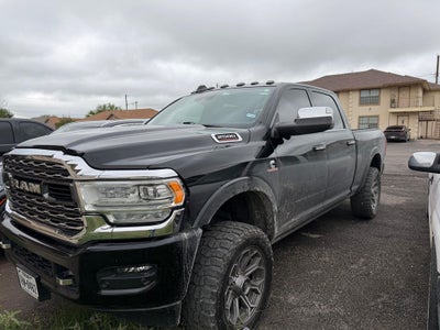 2022 RAM 2500 Limited Crew Cab 4x4 6'4' Box