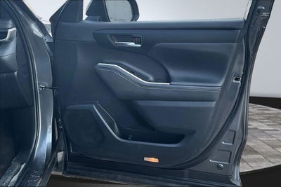 2023 Toyota Highlander XSE