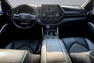 2023 Toyota Highlander XSE