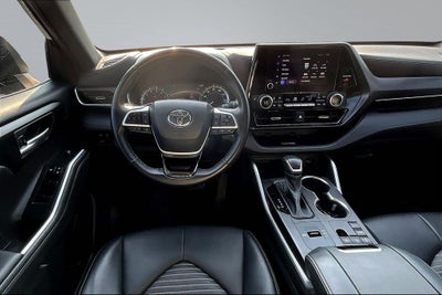 2023 Toyota Highlander XSE