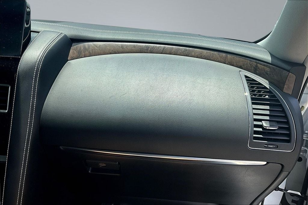 2023 INFINITI QX80 Premium Select