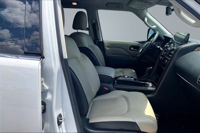 2023 INFINITI QX80 Premium Select