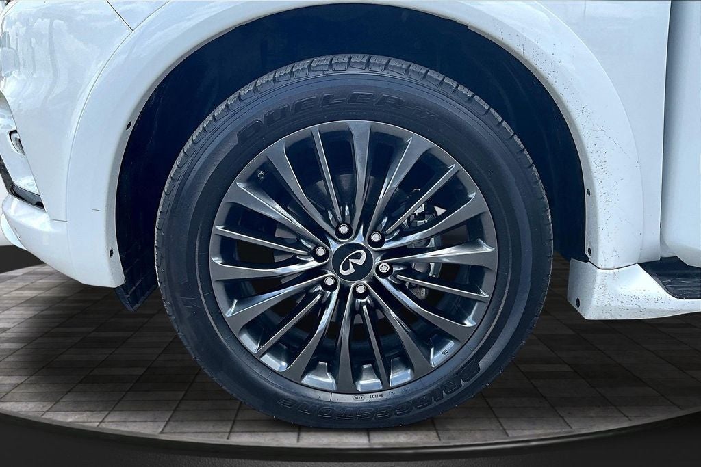 2023 INFINITI QX80 Premium Select