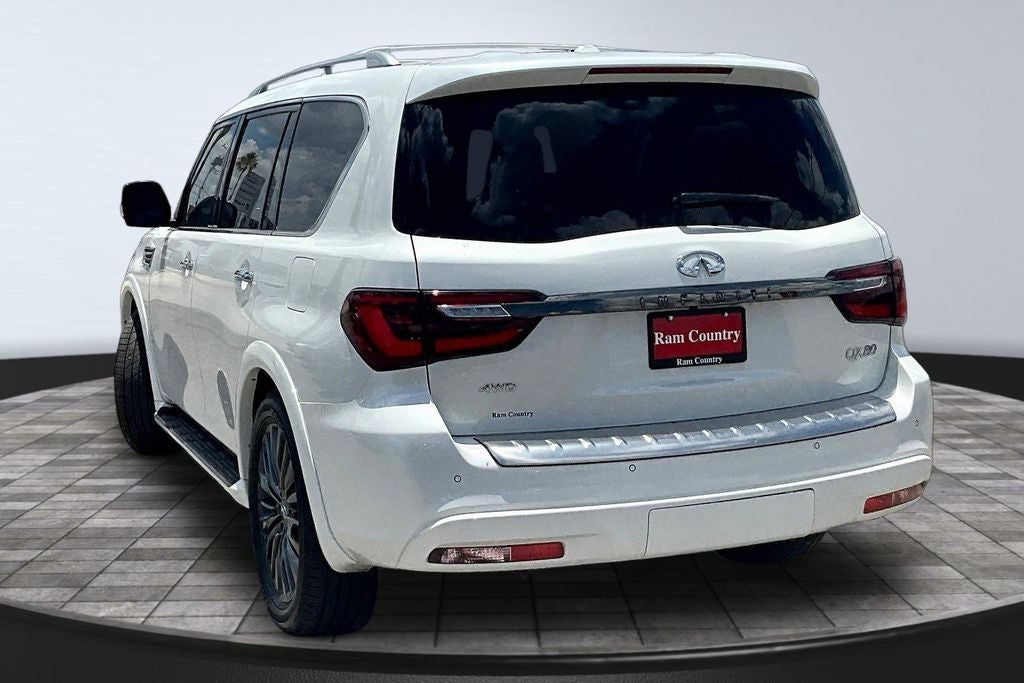 2023 INFINITI QX80 Premium Select